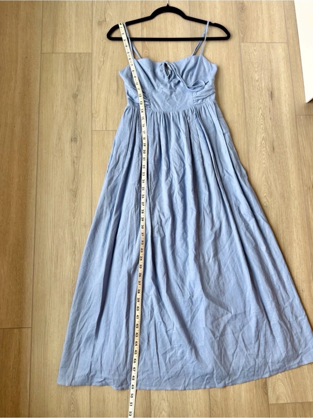 Sophie Rue Finn Dress XS
French Blue Tie Front Midi Smocked Back EUC Coastal EUC - Picture 11 of 14